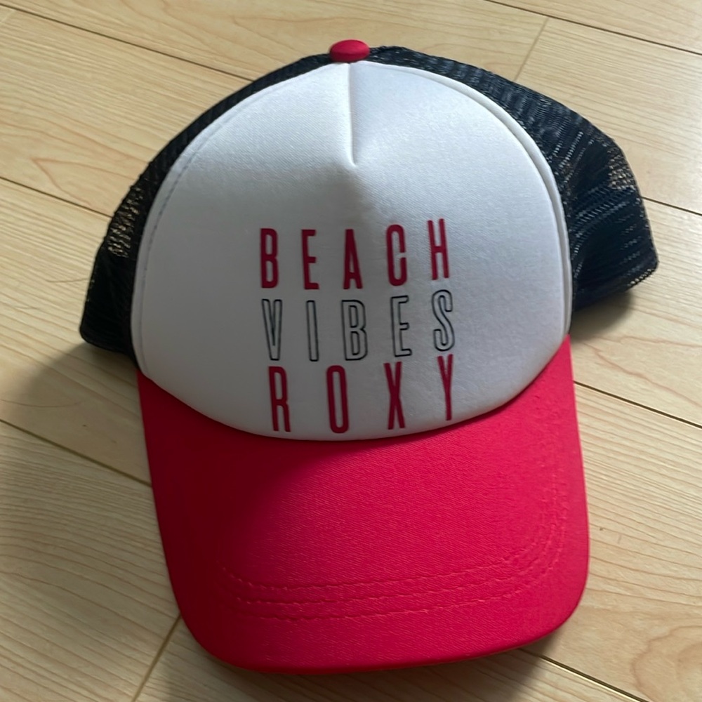 Roxy beach vibes hat